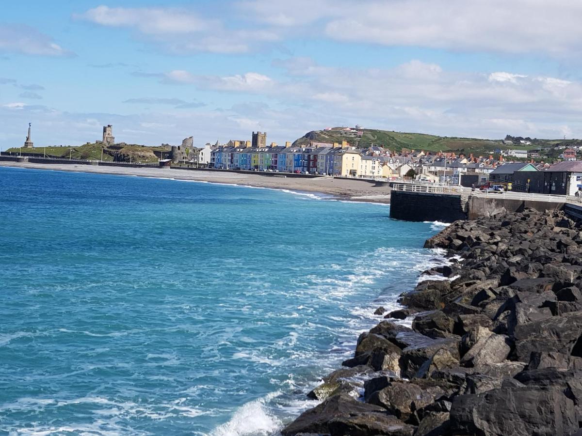 17 Bridge St, 3 Bedroom Flat Aberystwyth Exteriör bild